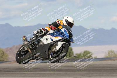 media/Nov-16-2025-Race Pace (Sun) [[8c5fa54630]]/Non Verified Riders (1st 20 Minutes)/7-Turn 9 Entry (210pm)/